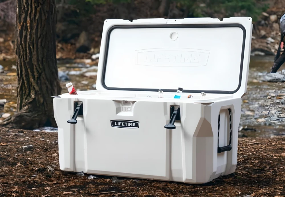 outdoor beverage bar with cooler and mini fridge